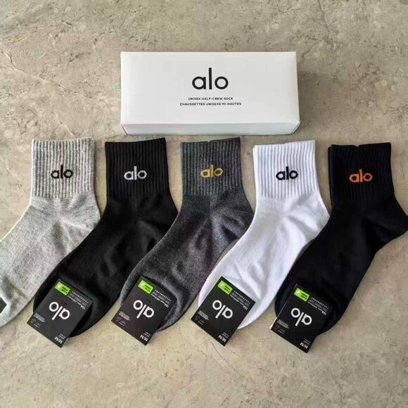 A23- ALO Yoga Men's Multi-Color Logo Half-Crew Socks 5-Pair Box Set - NWT
